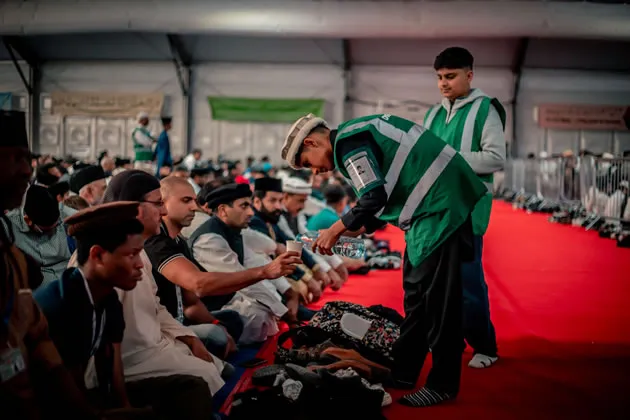 Local Volunteers Head to Britain’s Largest Muslim Convention
