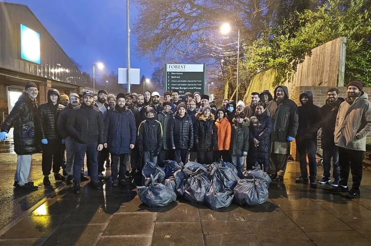 UK’S LARGEST FAITH-LED NEW YEAR CLEAN-UP MARKS 30 YEARS OF COMMUNITY SERVICE