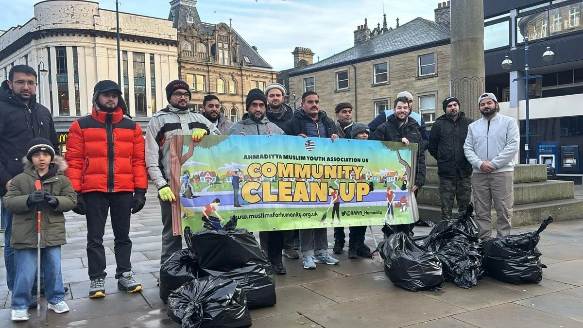 Muslim group clean up littered Huddersfield town centre on New Year’s Day