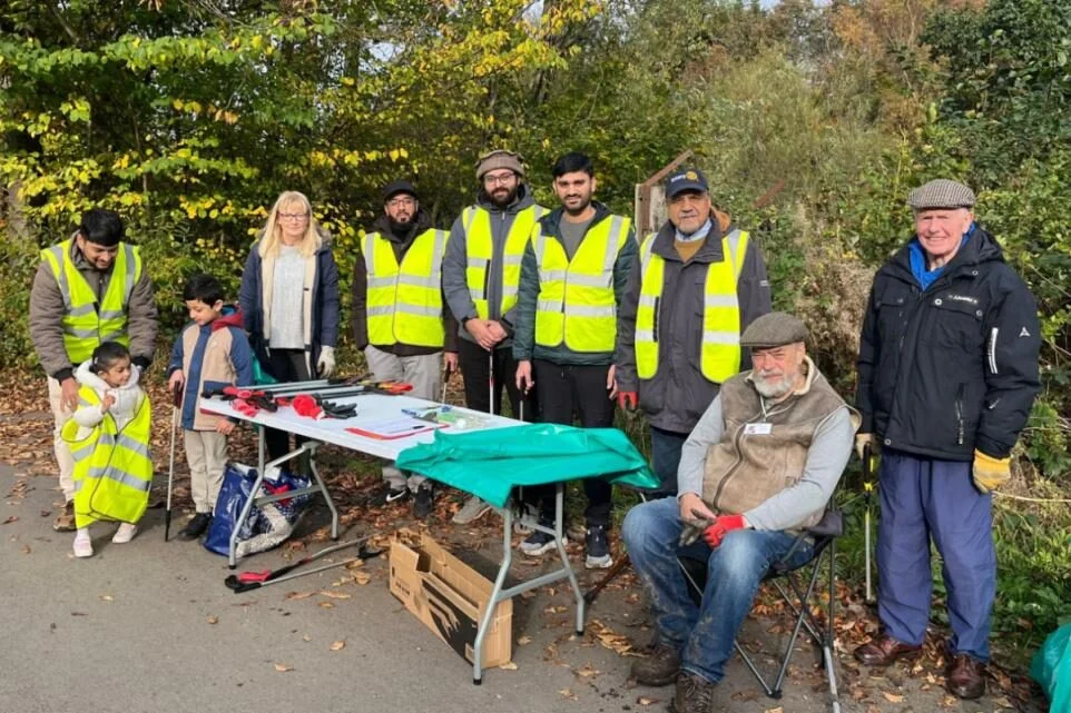 Group joined forces for litter pick in Kirkintilloch