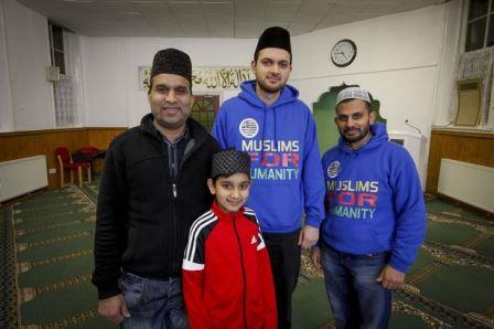 Young Muslims in Huddersfield working hard this Christmas to support those is need