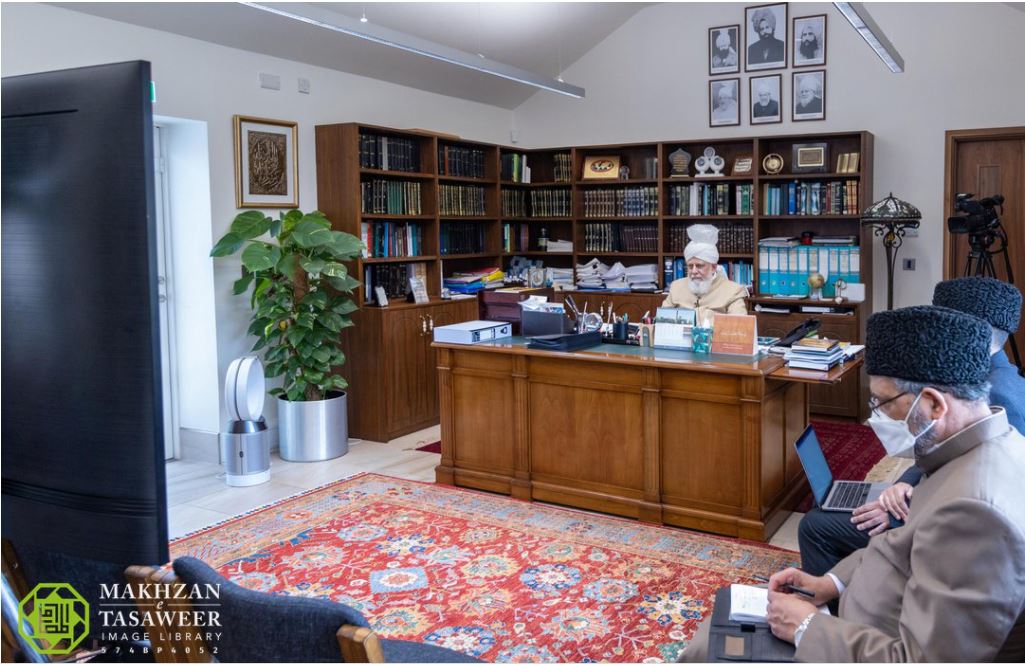 Members of Majlis Khuddamul Ahmadiya Denmark have Honour of a Virtual Meeting with the Head of the Ahmadiyya Muslim Community