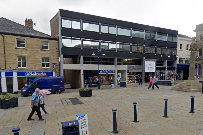 Huddersfield Muslim group ‘cleans up’ town centre and hands out free food to ‘bring respect’