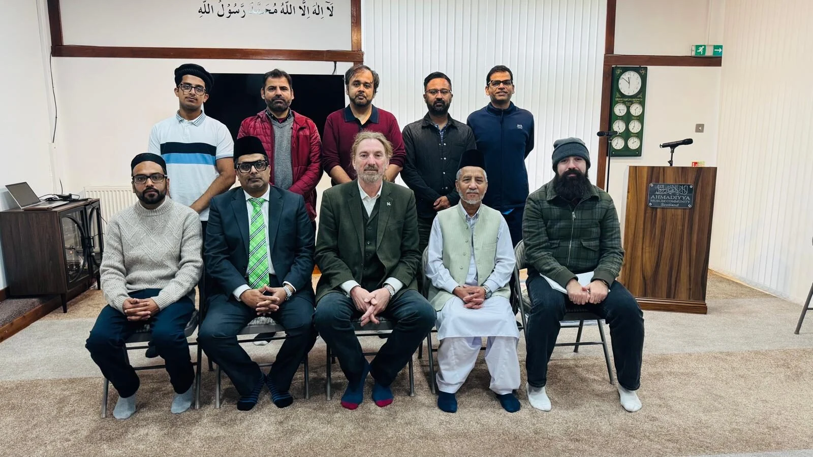 MP Chris Law Visits Bait ul Mahmood Mosque to Show Solidarity After Break-In