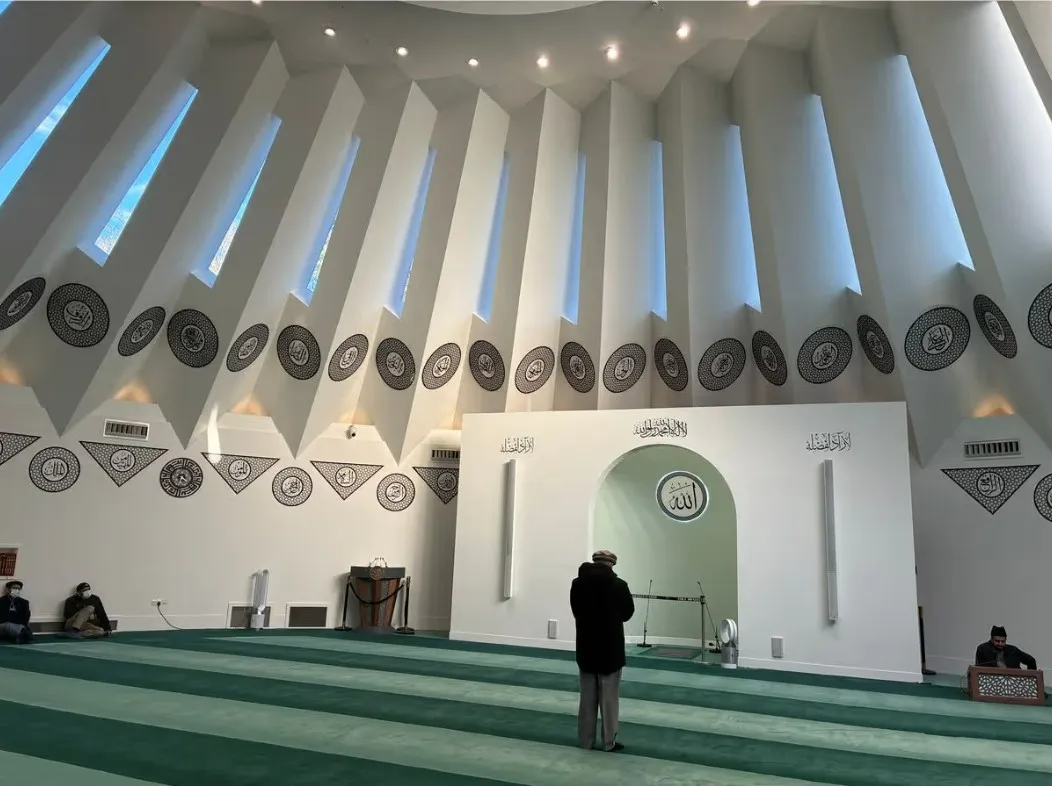 I visited one of Surrey’s most significant religious sites for Ramadan and felt truly welcomed by the community
