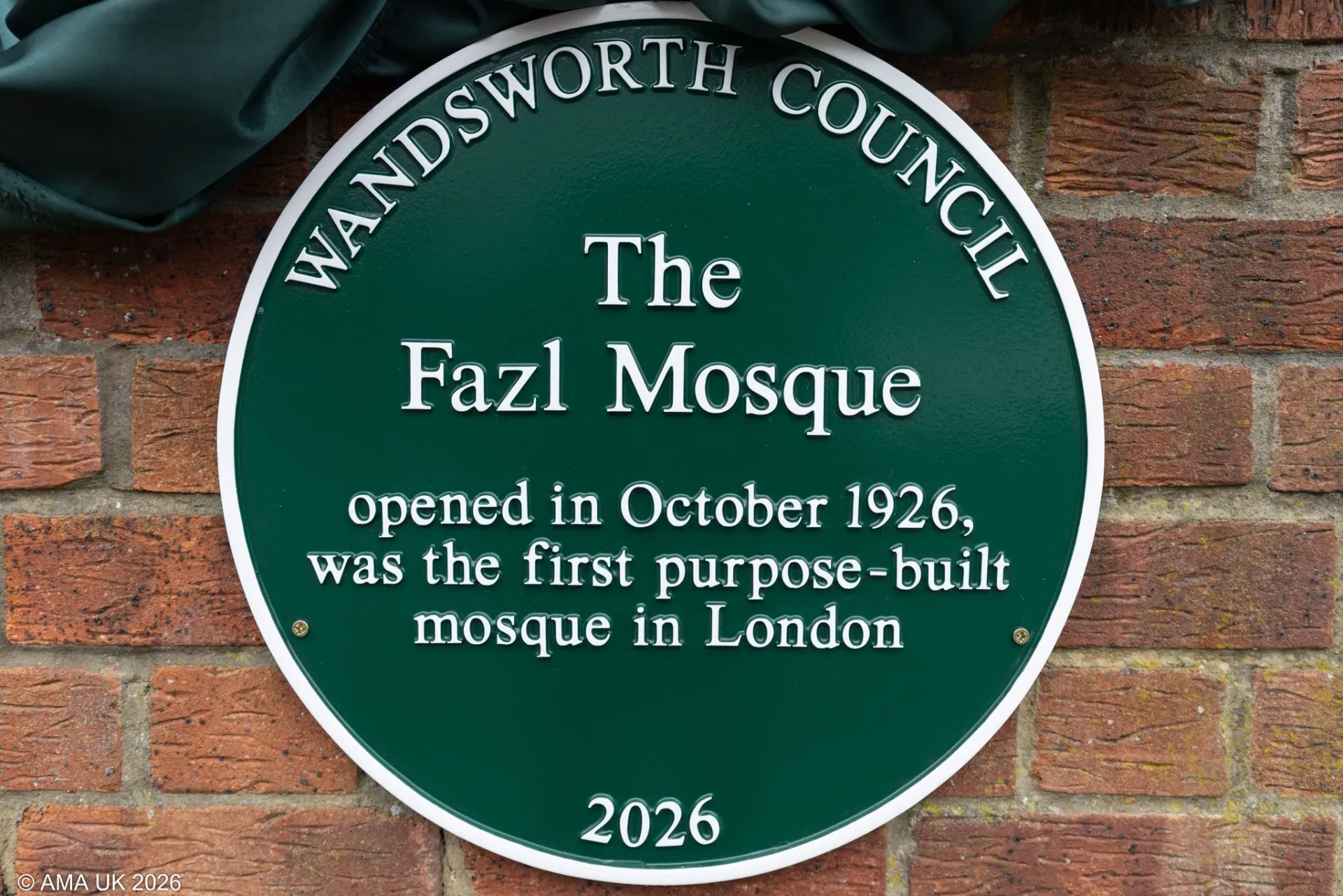Green Plaque Awarded to London’s First Mosque