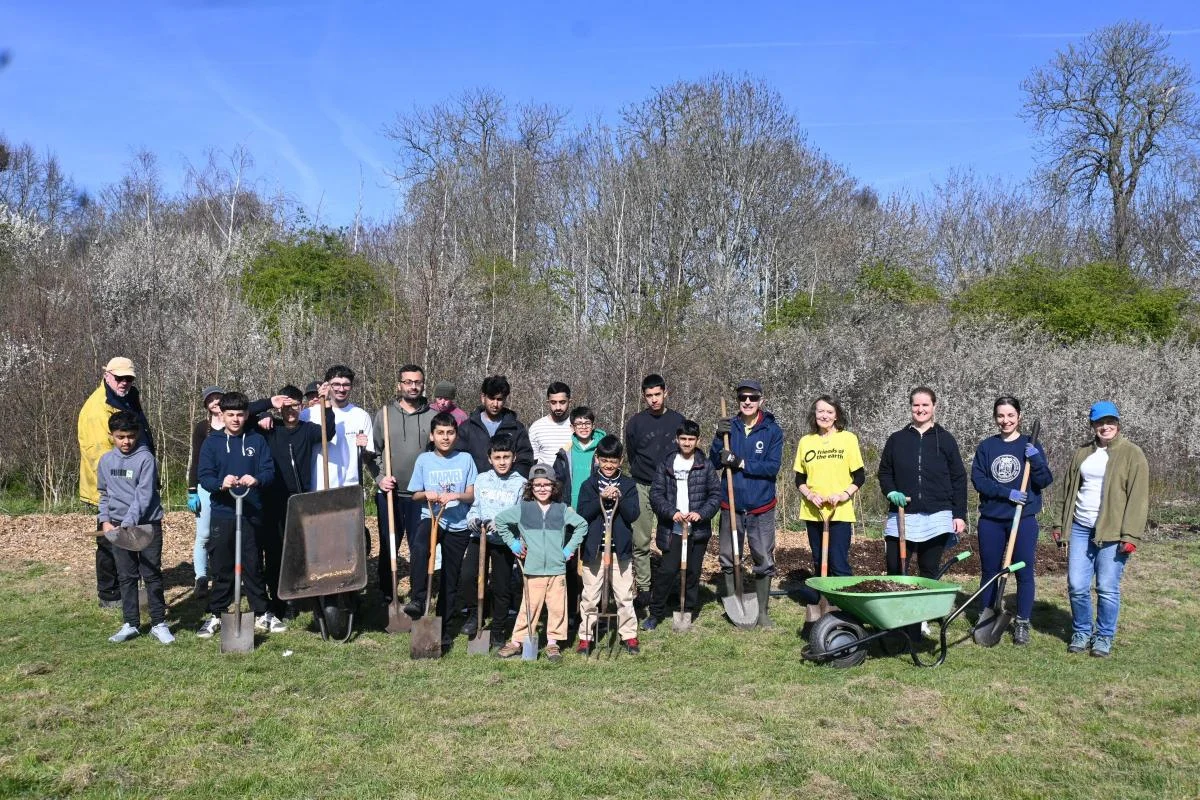 South London – Merton Friends of the Earth plant 250 trees