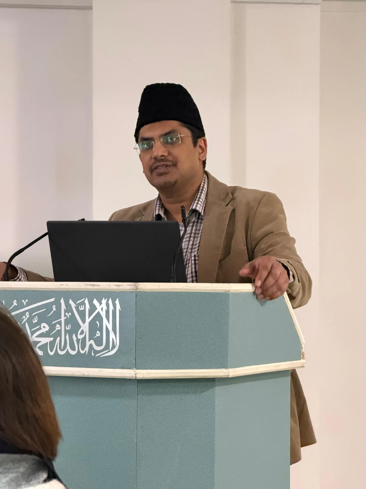 Warwick District Faith Forum Faith Trail Visits Baitul Ehsan Mosque, Leamington Spa