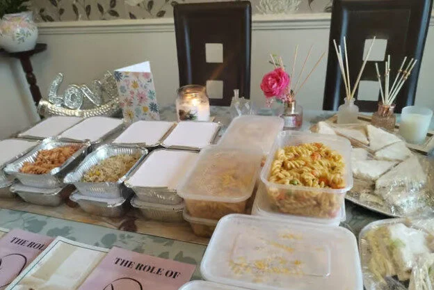 Ahmadi Muslim women from Doncaster mosque help feed city’s homeless