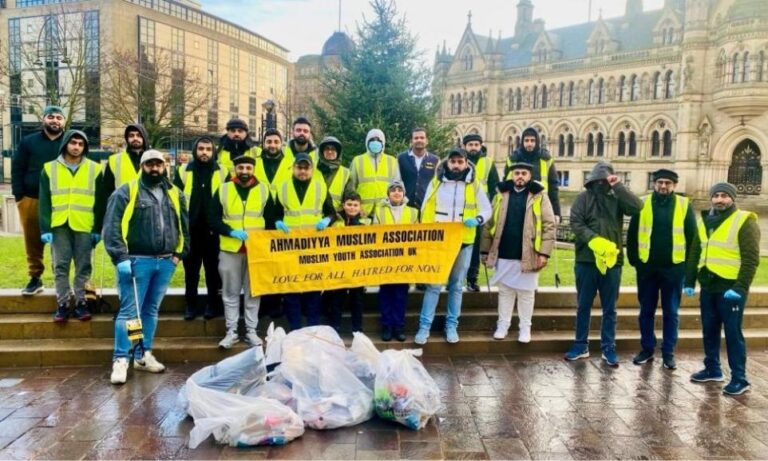 Ahmadiyya Muslim Youth Association to clean Bradford streets