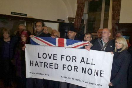 Muslims and other faiths unite in Huddersfield to condemn terrorism