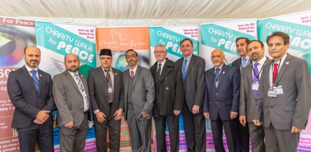 Ahmadi Muslims of Newham give £500k to charities