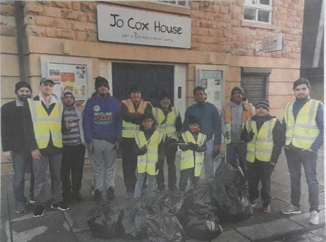 Groups Joins big street clean event