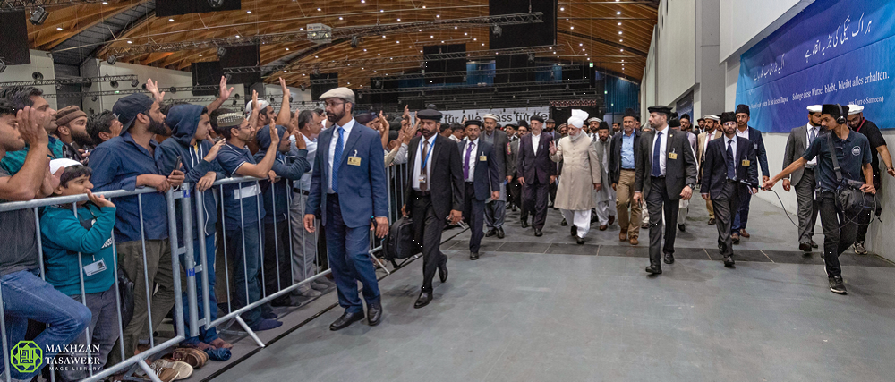Inspection of Jalsa Salana Germany 2018 Takes Place in Karlsruhe