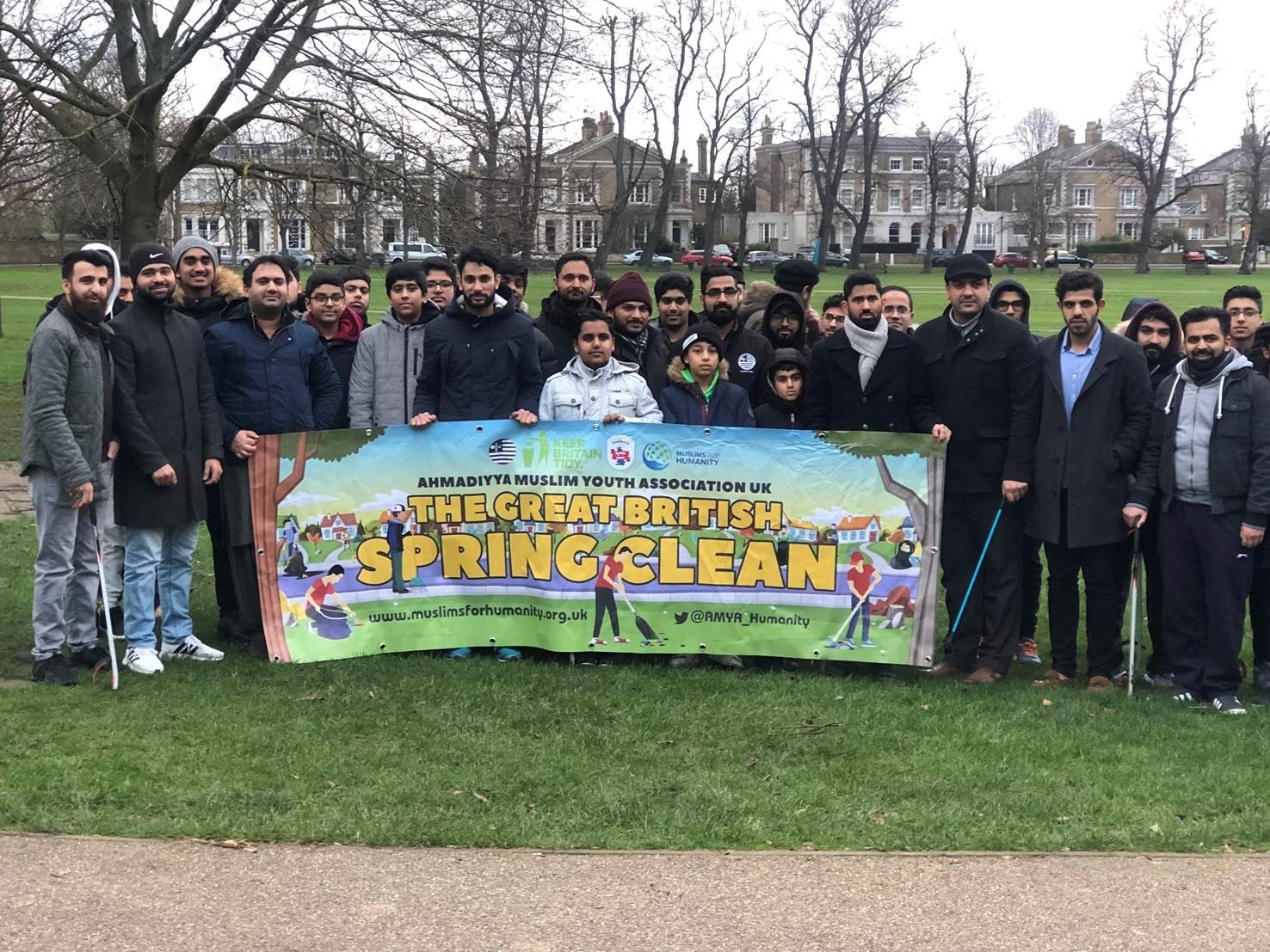 Muslim volunteers help give Richmond a clean and tidy start to 2019