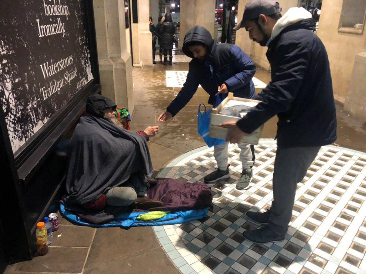 Muslim charity aims to deliver 7000 meals to homeless by New Year’s Day