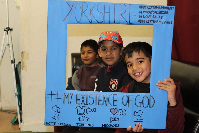 Young Muslims encouraged to ‘serve Britain and be loyal’ at meeting in Huddersfield