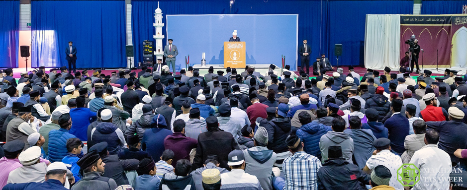 Head of Ahmadiyya Muslim Community Delivers Friday Sermon Address in Giessen
