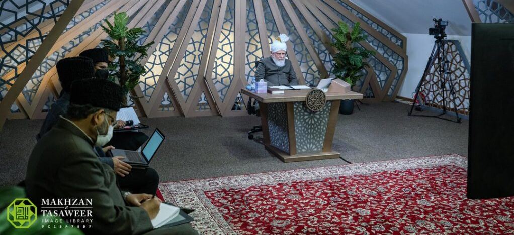 Majlis Khuddamul Ahmadiyya Singapore have Honour of a Virtual Meeting with Head of the Ahmadiyya Muslim Community
