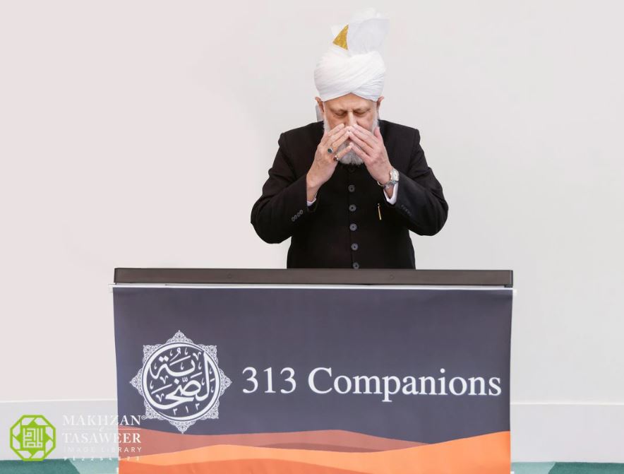 World Head of Ahmadiyya Muslim Community Inaugurates New Website on the Companions of the Holy Prophet (Peace and Blessings of God be Upon Him)