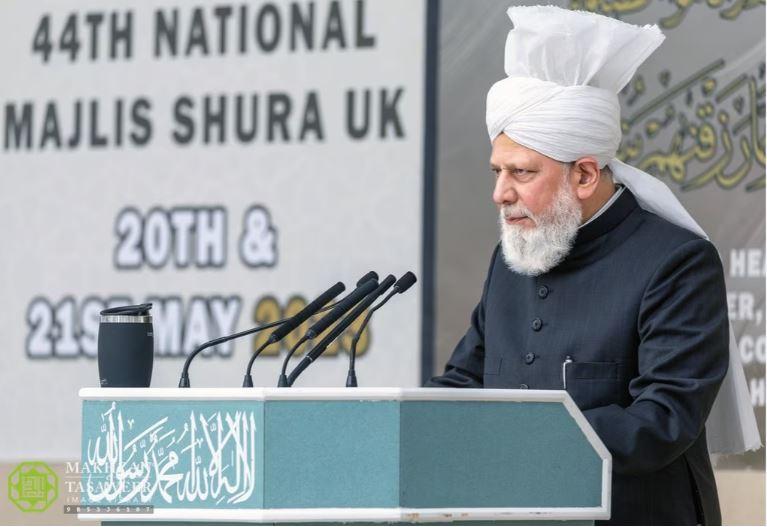 “Serve Your Faith And Religion Until Your Dying Breath” – World Head Of The Ahmadiyya Muslim Community Addresses UK Majlis-E-Shura