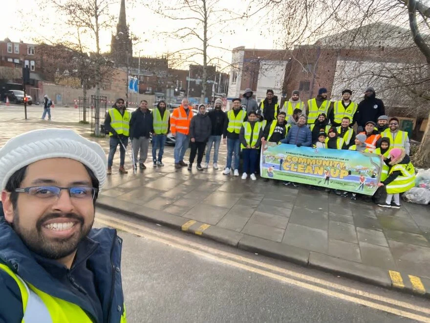Youths spend New Year’s Day cleaning up streets of Doncaster